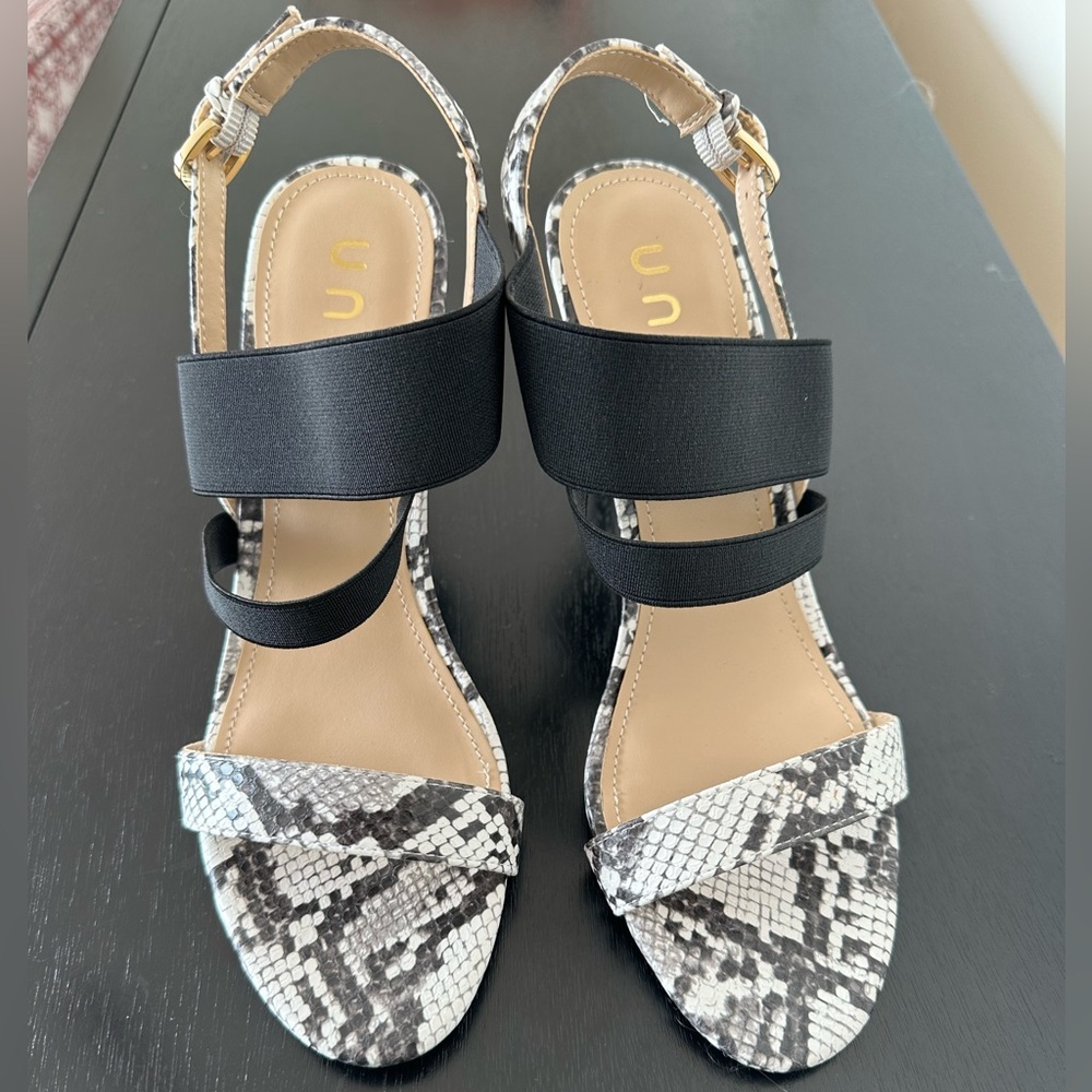 Sandals - Size 7.5 - Stylish Black & White snake print with heels